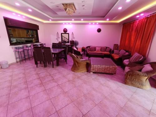 Marina 7, 2nd row villa, sea and lake