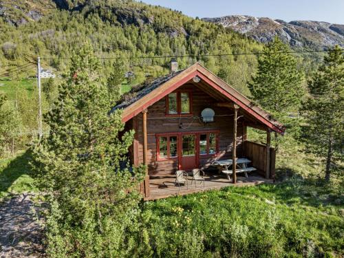 Holiday Home Lona by Interhome