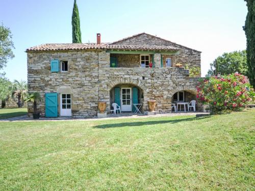 Κήπος έξω από το Holiday Home Mas Magot by Interhome