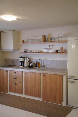 Una cocina o cocineta en Alba Terra Houses
