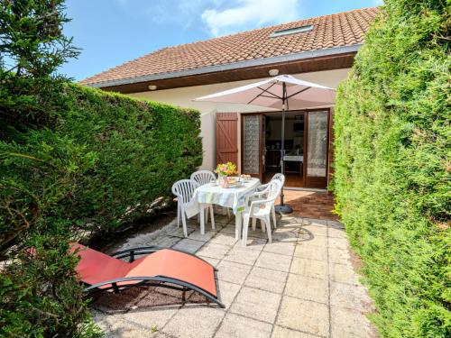 Holiday Home Sicard-10 by Interhome