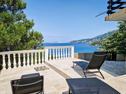 Holiday Home Mara by Interhome