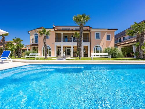 Apartment Villa Vizula by Interhome