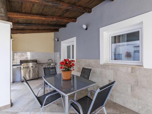 Holiday Home Ondina by Interhome