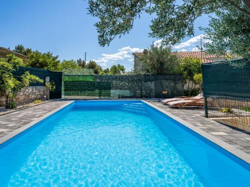Πισίνα στο ή κοντά στο Holiday Home Marijana by Interhome