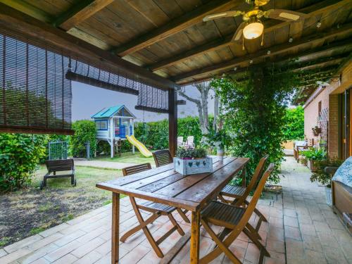 Zahrada ubytování Holiday Home Caggiolo by Interhome