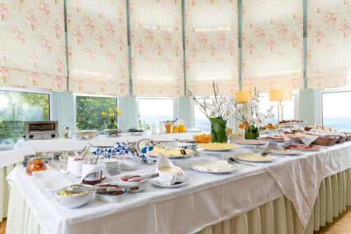 Еда / где поесть недалеко от отеля