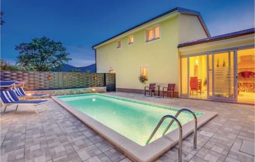 Beautiful Home In Jurdani With Wifi