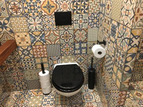 Un baño de Skylark Bed & Breakfast