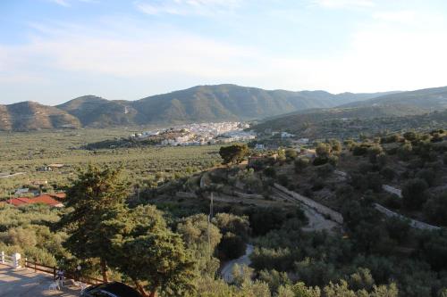 a view of a valley with mountains in the background at Silenza B&B, Charme, Comfort e Relax nel Gargano in Mattinata