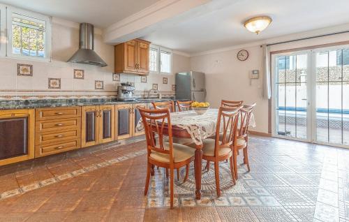 Amazing Home In Torrevieja
