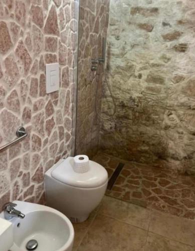 Ένα μπάνιο στο A due passi dal centro