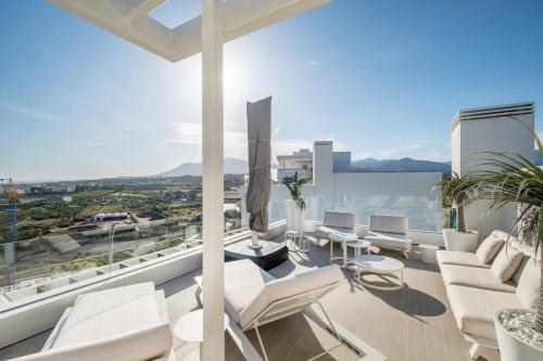 Rico Penthouse Apt - Perfect For Every Season!