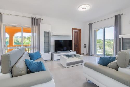 Wonderful Portuguese Villa Casa Lombos Nova 3 Bedrooms Private Pool