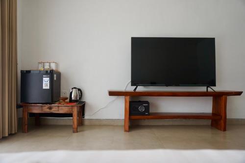 Μια τηλεόραση ή/και κέντρο ψυχαγωγίας στο Makati Villa Tulamben