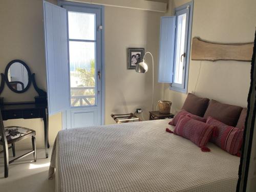 Exclusive Santorini Villa 3 Bedroom Villa Private Jetted Pool Sea View