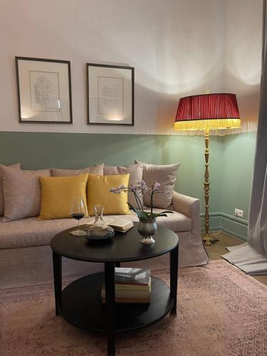 Luxury Athens Apartment 2 Bedrooms Apartment Mavis Spacious