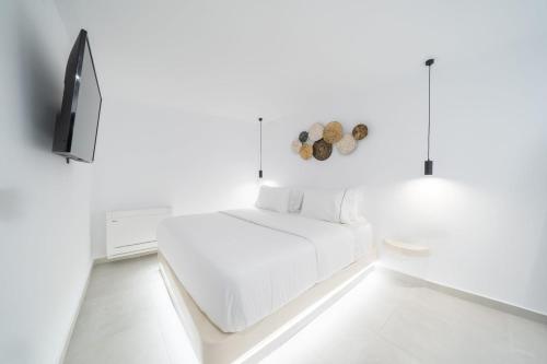 Amazing Santorini Suite Grand Suite With Sea View And Hot