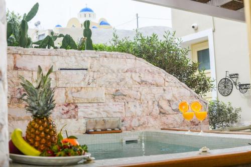 Spacious Santorini Villa 2 Bedrooms Villa Filos Private Jacuzzi