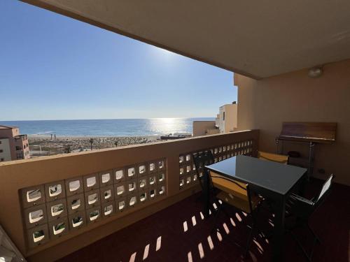 Appartement T2 Climatisé avec Piscine, Terrasse et Accès Direct Plage, 4 Couchages – Le Barcarès