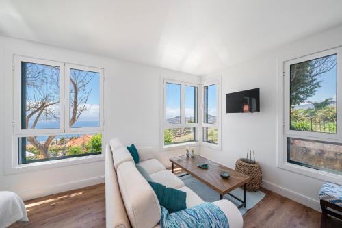 Magnificent Funchal Villa Quinta D'alegria 4 Bedrooms Panoramic Sea View