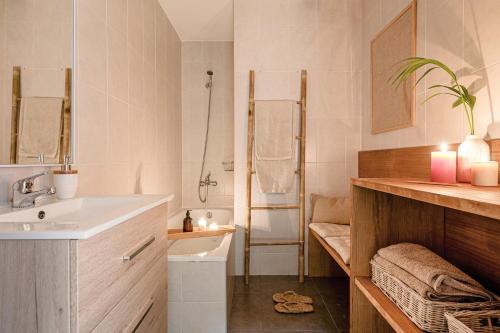 Sumatra - 3 bedrooms and terrace in Castellana