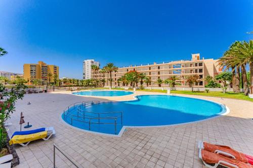 Delicious Los Cristianos,Achacay,2bdr 2bathr Beach close wifi free