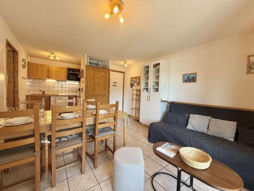 Appartement cosy à Flumet, 3 chambres, balcon sud, Wi-Fi, parking, près des pistes et navettes gratuites - FR-1-595-61