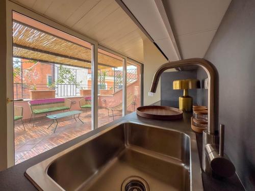 Trastevere Luxury Apartment