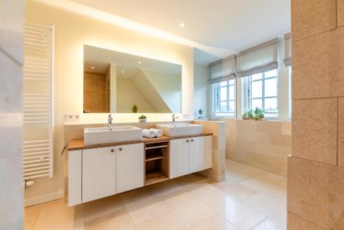 Φωτογραφία από το άλμπουμ του Caras Hus σε Midlum