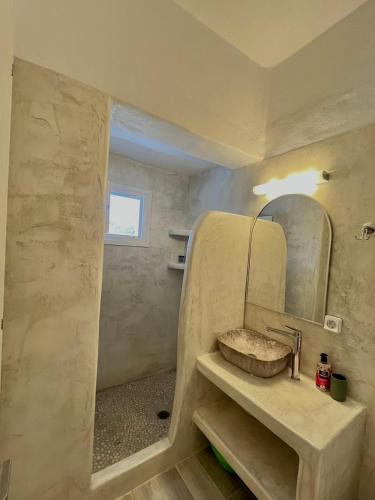 Ένα μπάνιο στο Marianna Studios
