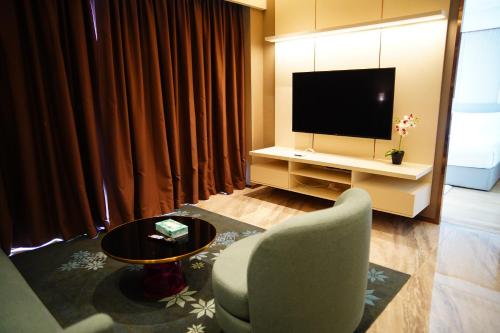TV a/nebo společenská místnost v ubytování Imperial Residences KLCC - MK HOME