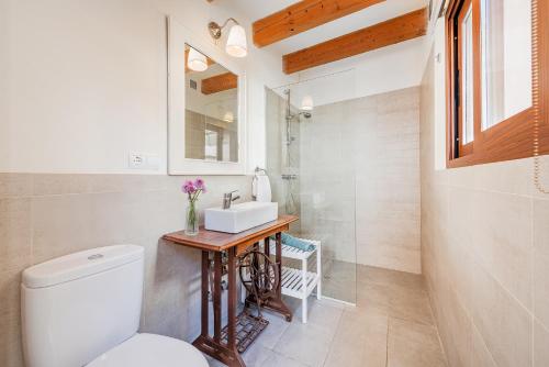 Koupelna v ubytování Ca Na Rieres Pollensa - by EMERALD STAY