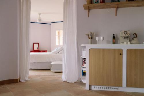 Cama ou camas em um quarto em Villa PIPA POLARIS I suite BEBOP - vue panoramique & piscine