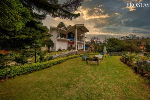 Zahrada ubytování EKOSTAY - Moonlight Villa