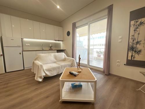 Athens 5th Floor Retreat, Blissful Escape