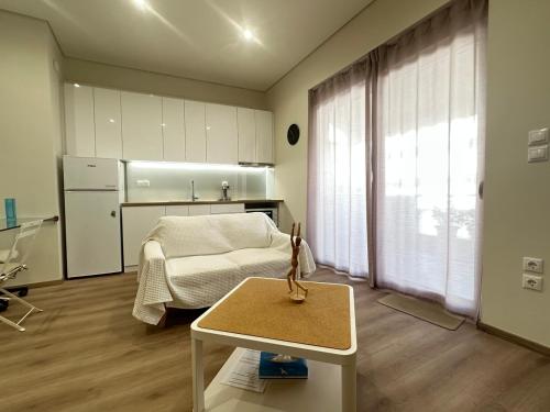 Athens 5th Floor Retreat, Blissful Escape