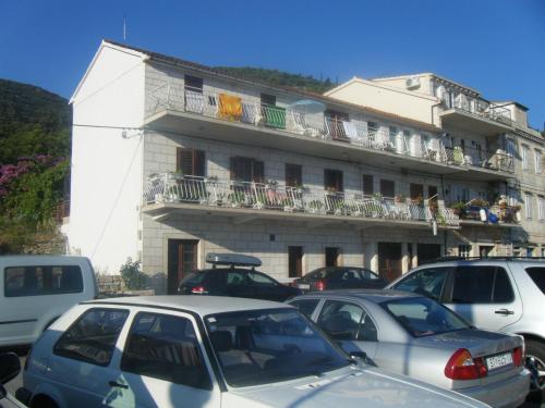 Charming Entire Apartment in Raie with Security and Comfort