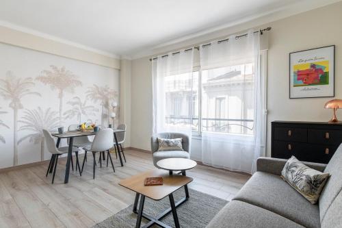 Le 45 Clémenceau - Superbe logement proche plages et Palais