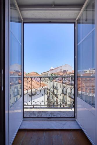 MSPC Bairro Alto Retreat with Balcony