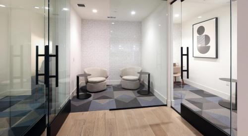 Phòng tắm tại Global Luxury Suites Mission Valley