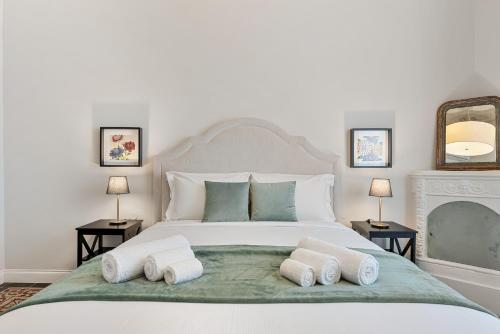 GOLDEN LUXE - 4 suites, frescoes and garden