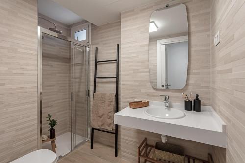 Ghassira - 2 bedrooms and terrace in Rios Rosas