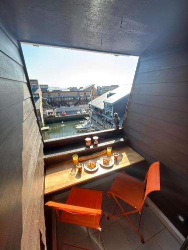 Dans la Marina, charmant appartement