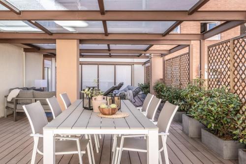 Aston - 2 bedrooms and terrace in Salamanca