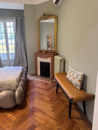 Magnifique appartement dans palais Niçois