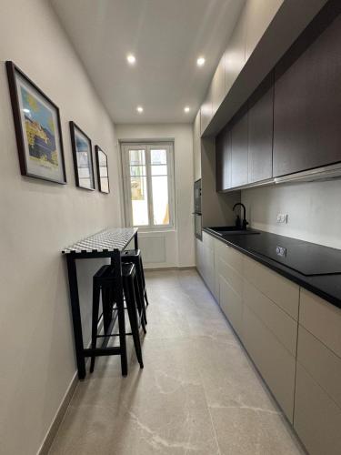 Magnifique appartement dans palais Niçois