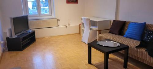 Victorias Apartment 1