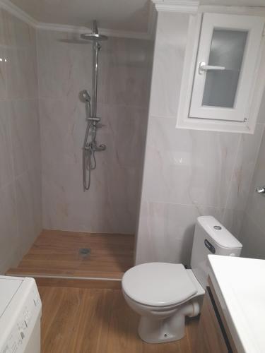 sakis apartment 2 -4th floor