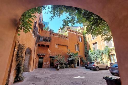 Loft al Pantheon by Luxury Getaways